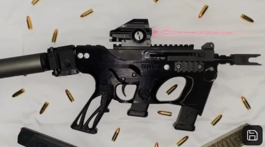 3d printed saber tooth uzi