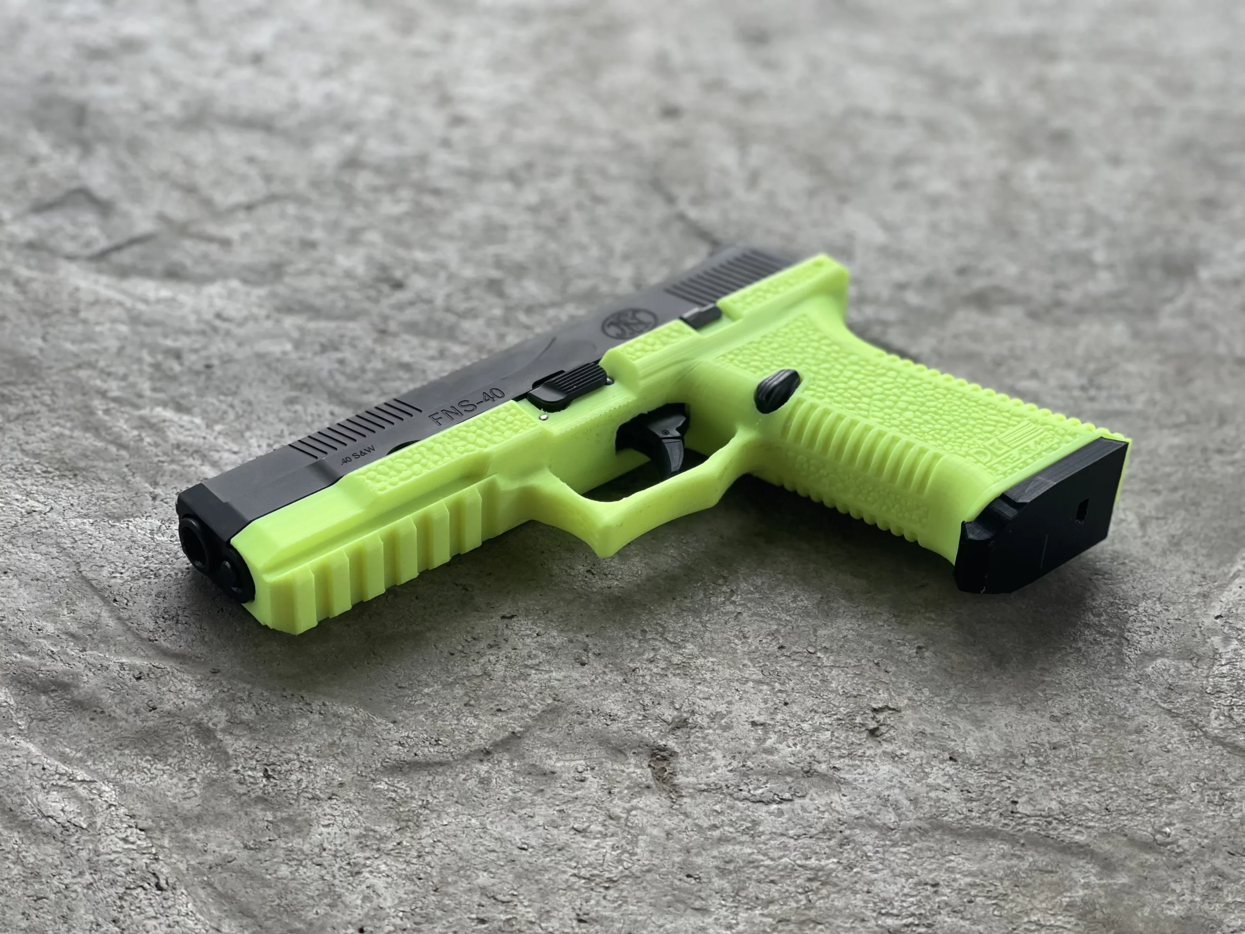 tms 94 fns40 fns9 alien green