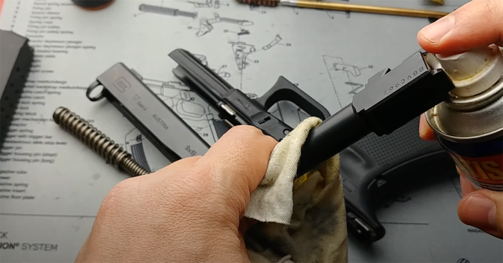 cleaning glock 19 barrel@2x