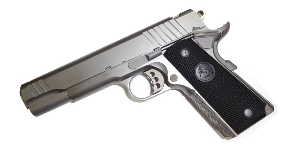 cb4ee25d6a8e25935810154b0881e30b