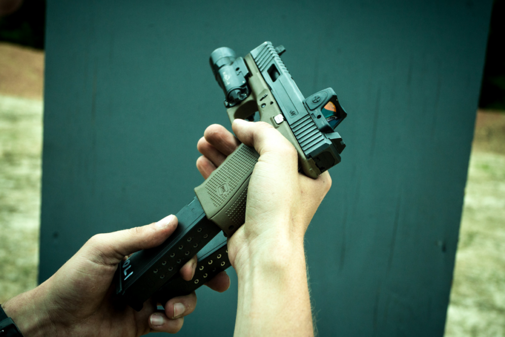 glock 19 gen 3 33 rd mag